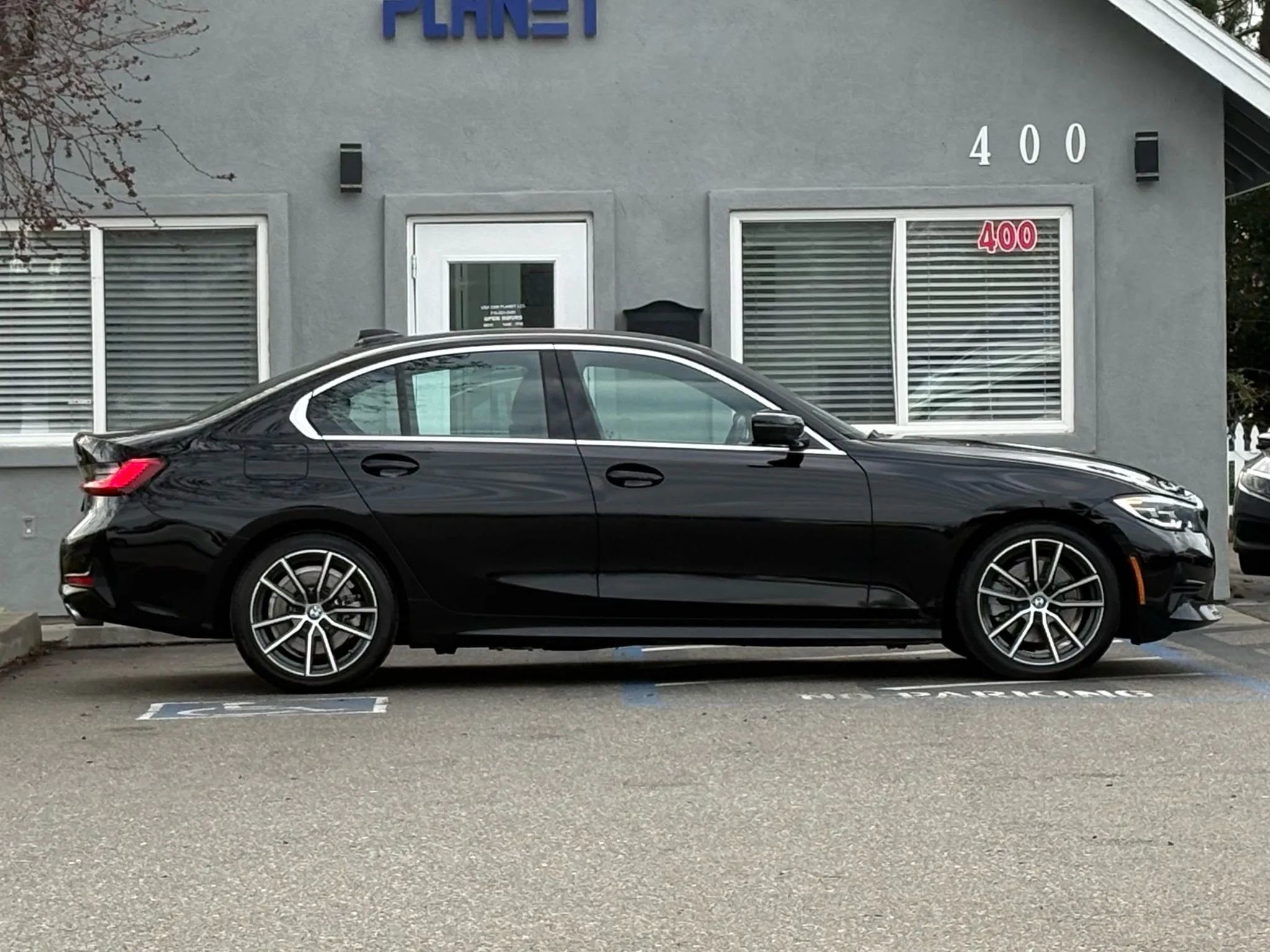 Used 2021 BMW 330e w/ Convenience Package image 4