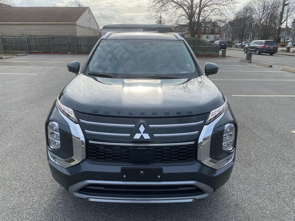 New 2026 Mitsubishi Outlander SEL FWD image 3