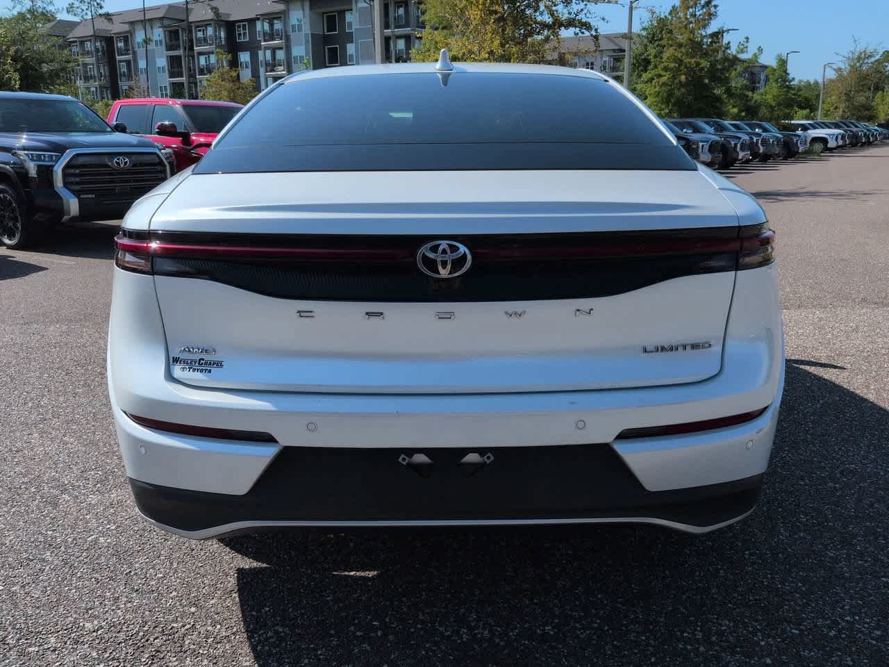 Certified 2023 Toyota Crown AWD/4WD image 5
