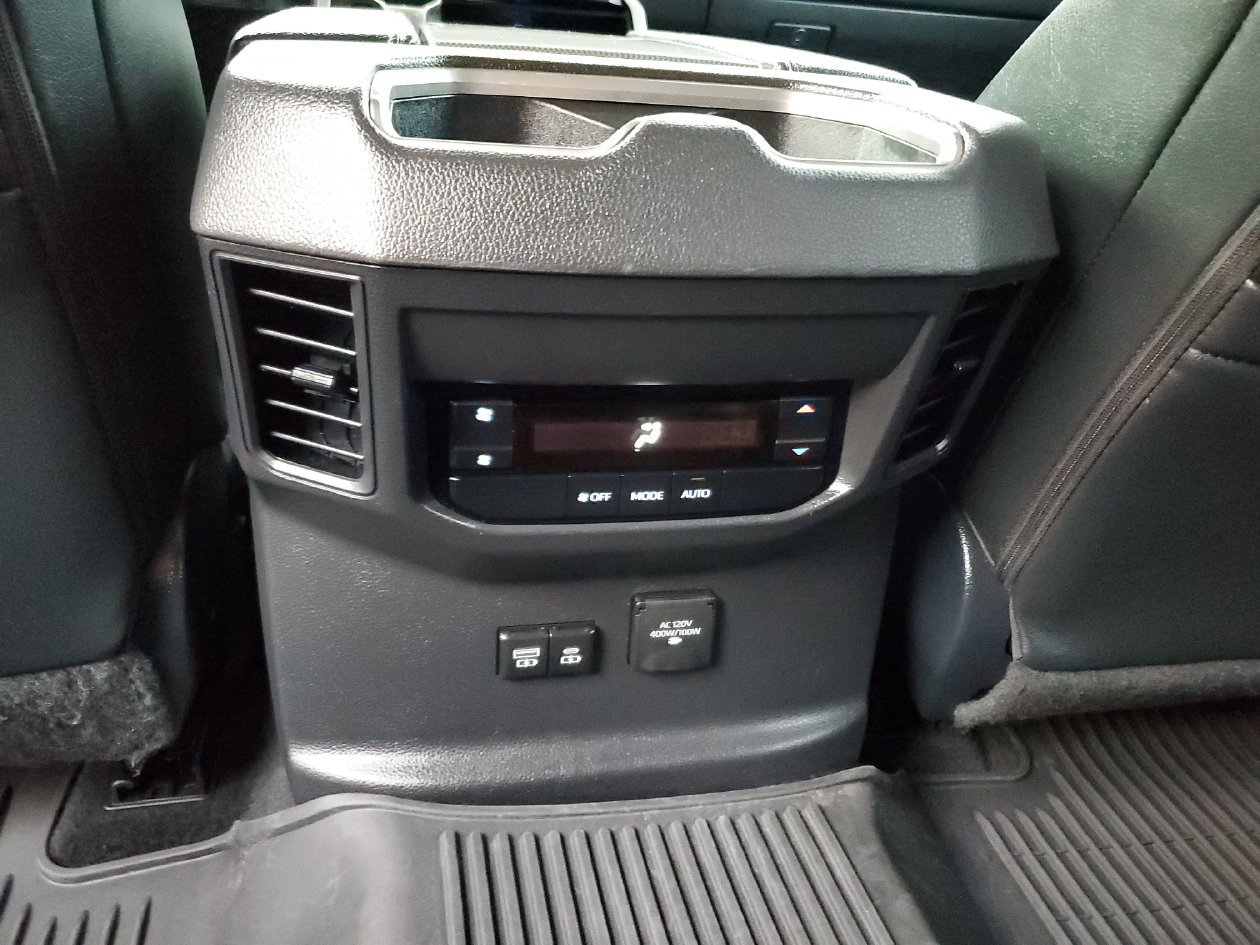 Used 2024 Toyota Sequoia Limited AWD/4WD image 16