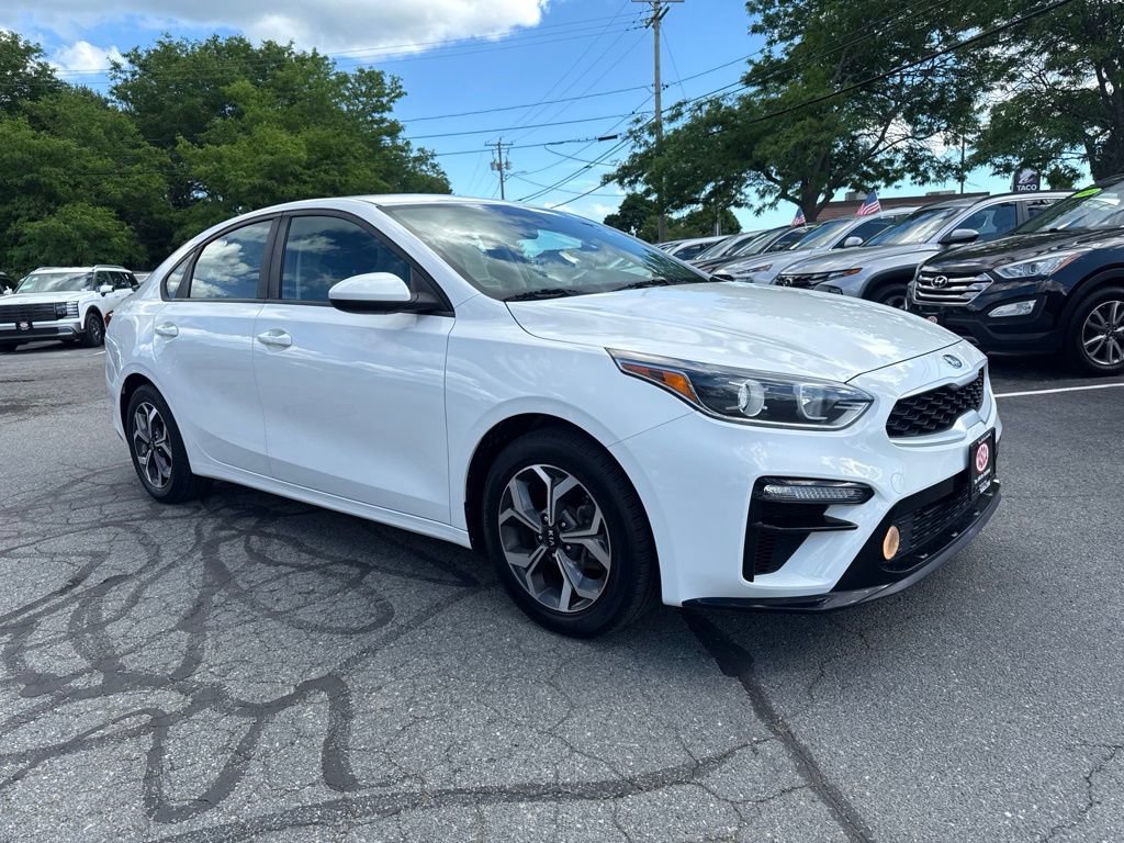 Used 2020 Kia Forte LXS FWD image 3
