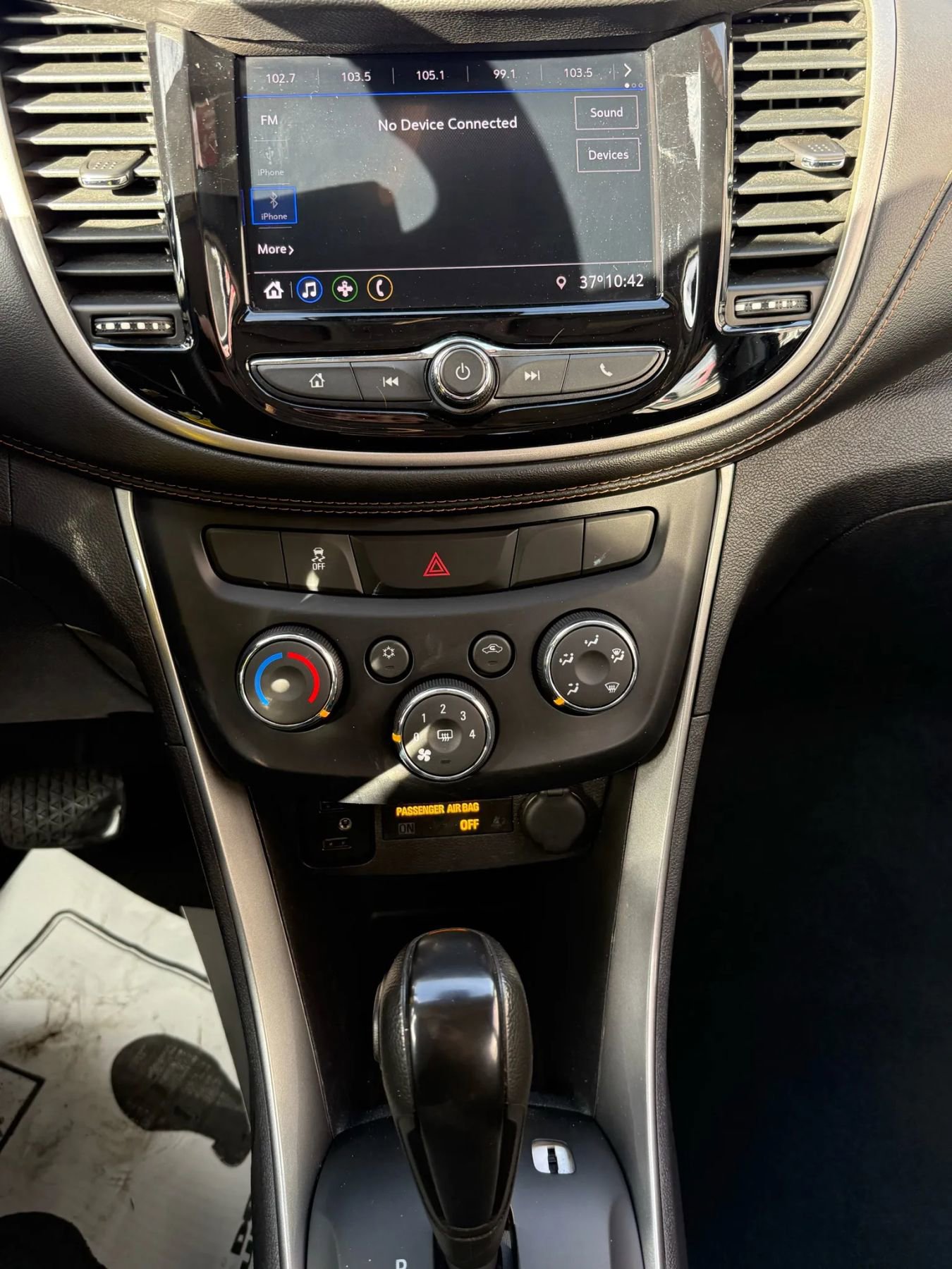 Used 2020 Chevrolet Trax LS image 18