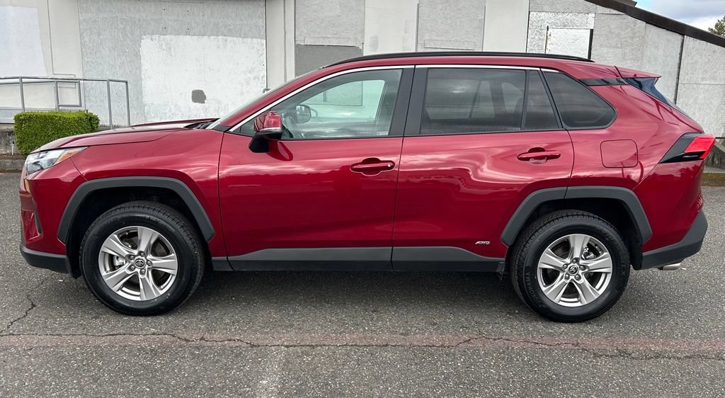Certified 2025 Toyota RAV4 XLE w/ Convenience Package AWD/4WD image 8