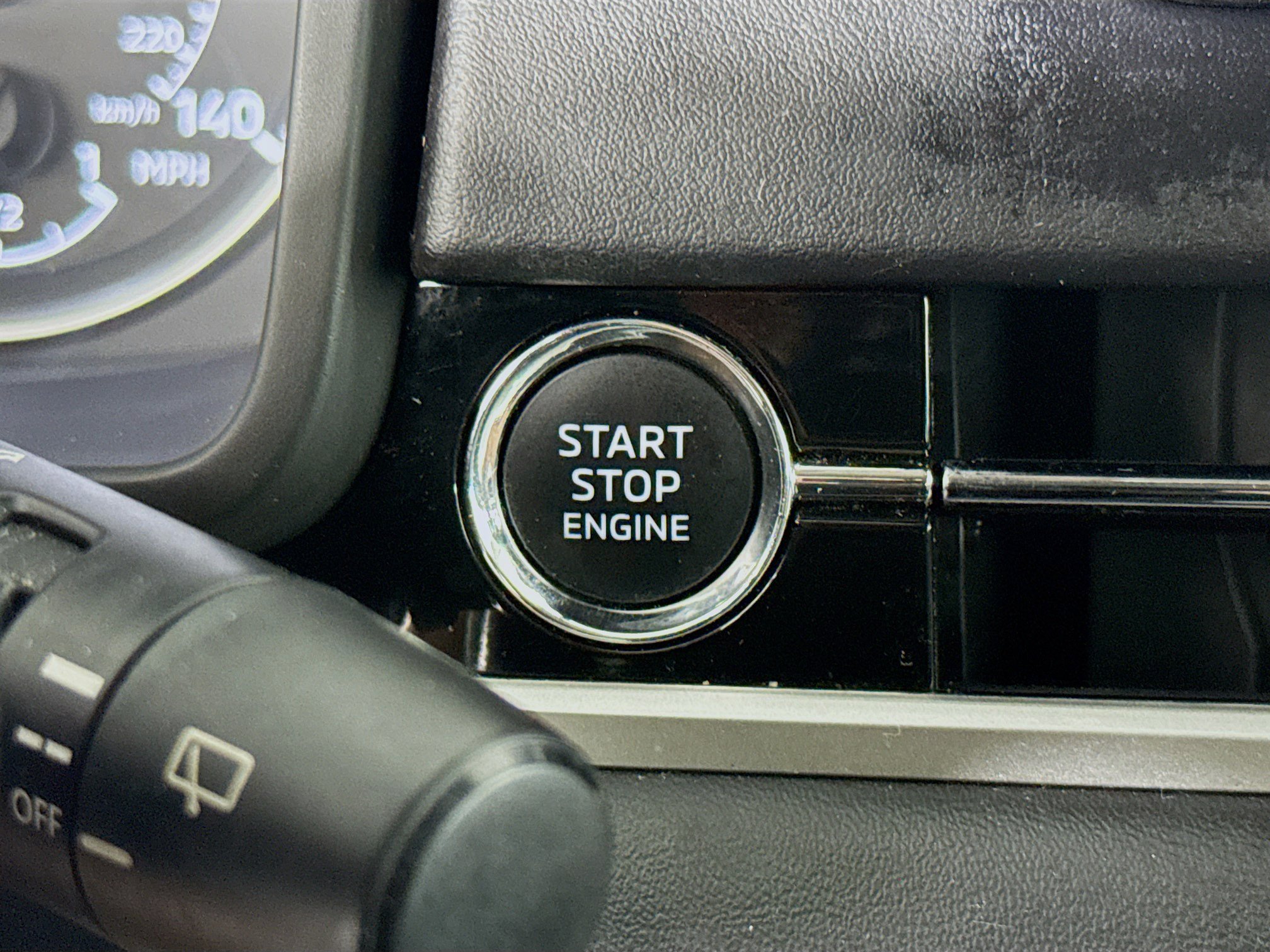 Used 2022 Mitsubishi Outlander SEL AWD/4WD image 19