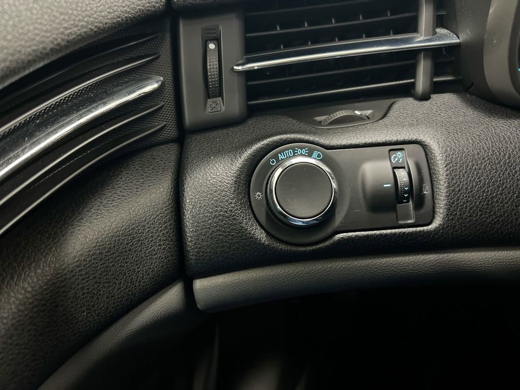 Used 2013 Chevrolet Malibu LS w/ Protection Package image 17