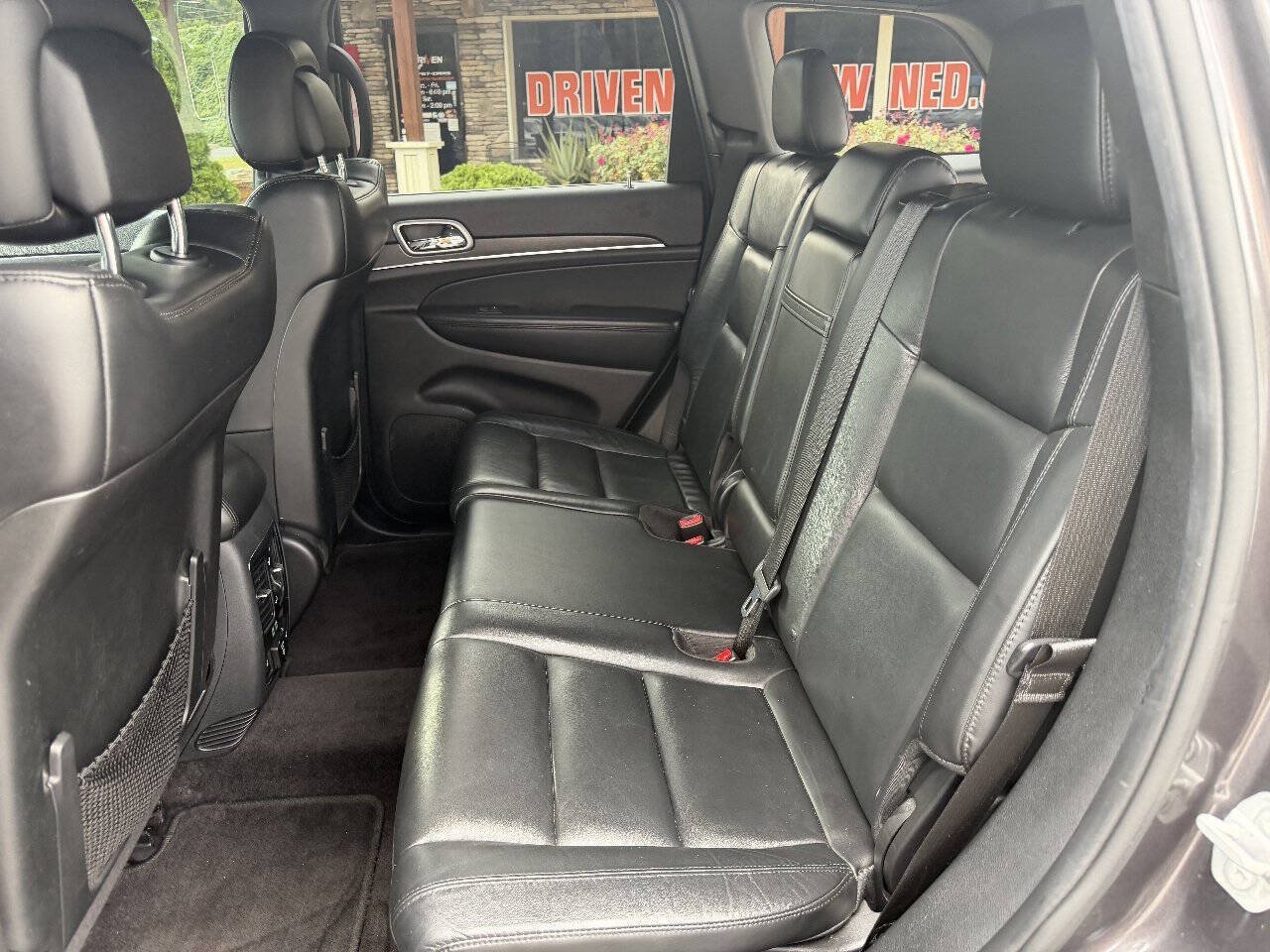 Used 2018 Jeep Grand Cherokee Limited w/ Trailer Tow Group IV AWD/4WD image 25