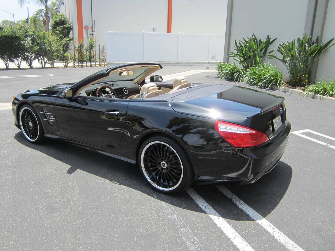 Used 2013 Mercedes-Benz SL 550 image 19