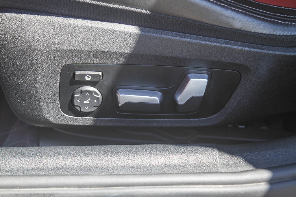 Certified 2023 BMW ALPINA B8 xDrive Gran Coupe AWD/4WD image 18