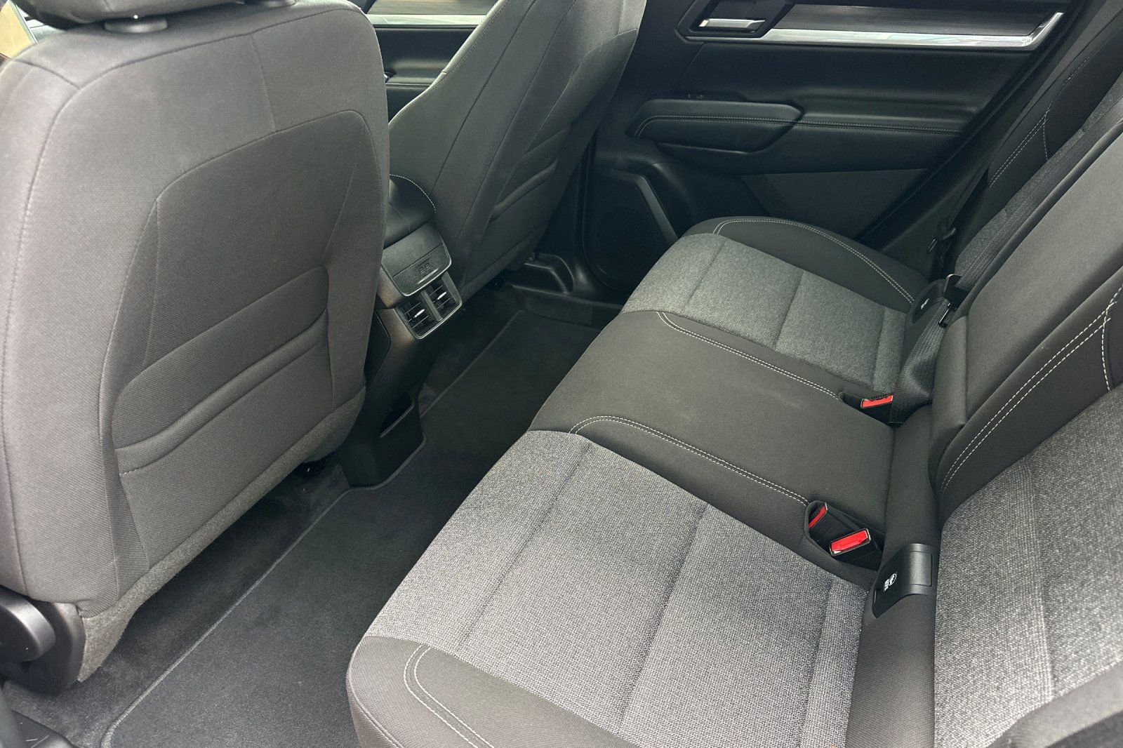 Used 2026 GMC Terrain Elevation image 14