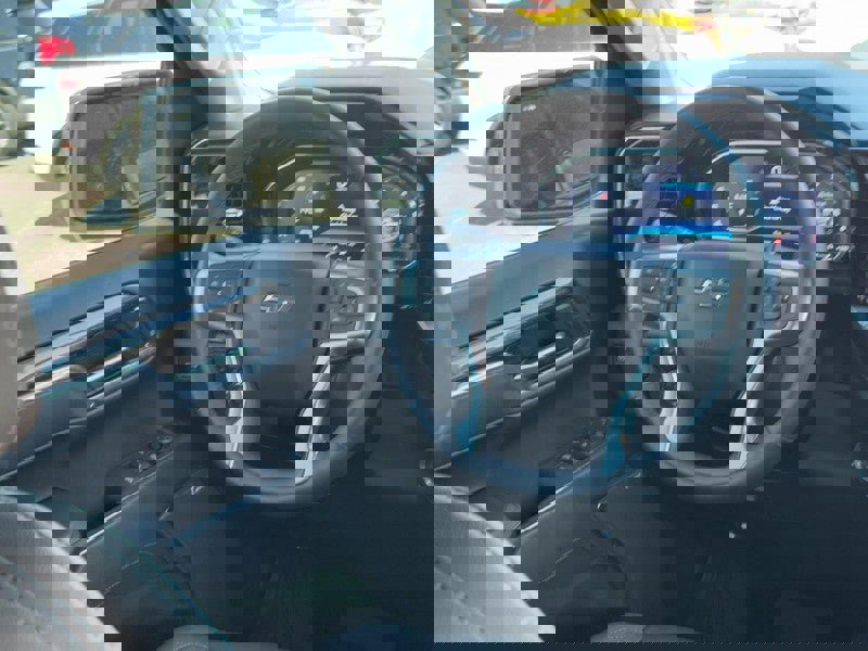 Used 2025 Chevrolet Silverado 1500 LT Trail Boss w/ Convenience Package II image 13