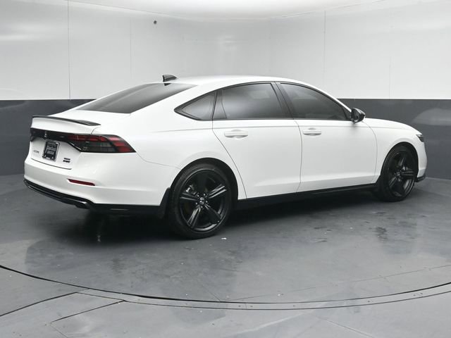 Used 2025 Honda Accord Sport image 7