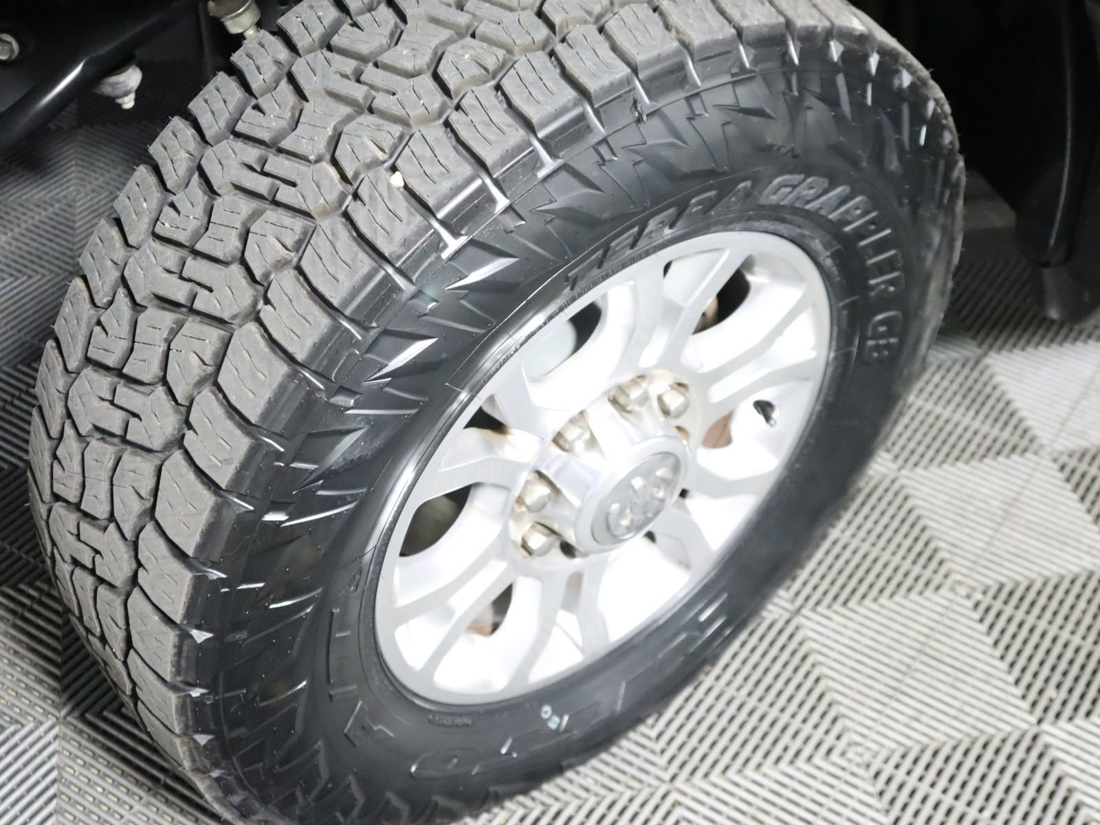 Used 2014 RAM 2500 Laramie w/ Cold Weather Group image 20