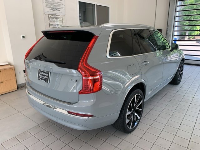 Certified 2024 Volvo XC90 B6 Plus image 4