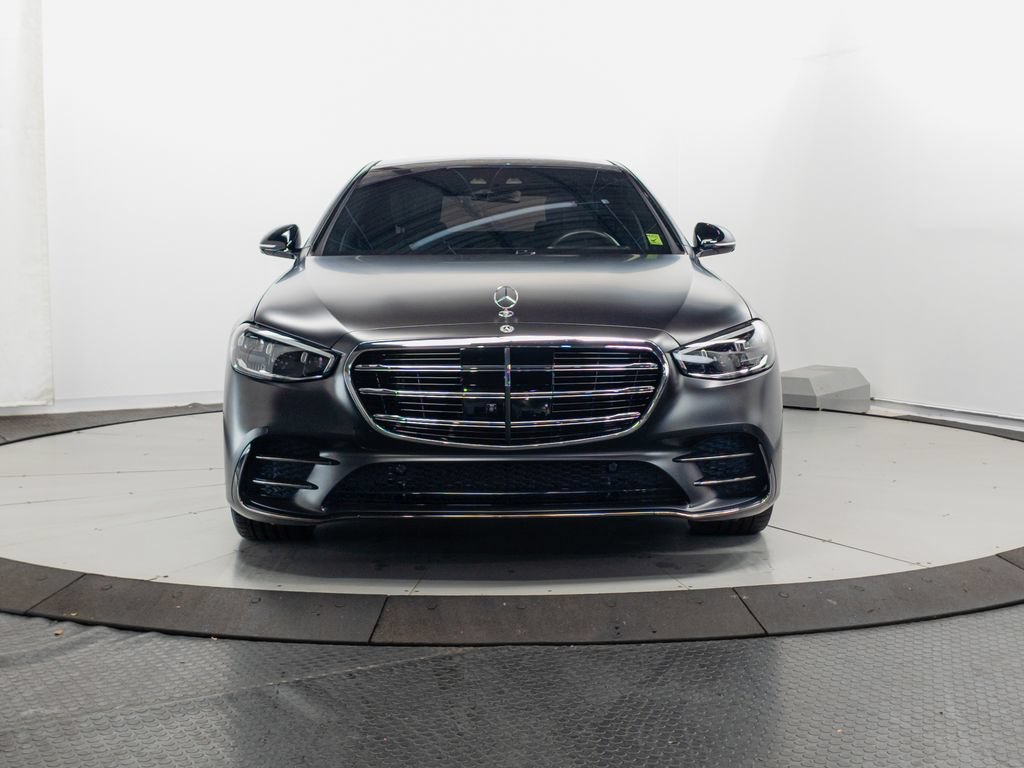 Used 2024 Mercedes-Benz S 500 4MATIC w/ AMG Line image 2
