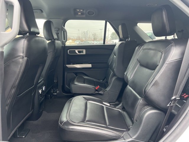 Used 2021 Ford Explorer XLT w/ Equipment Group 202A image 18