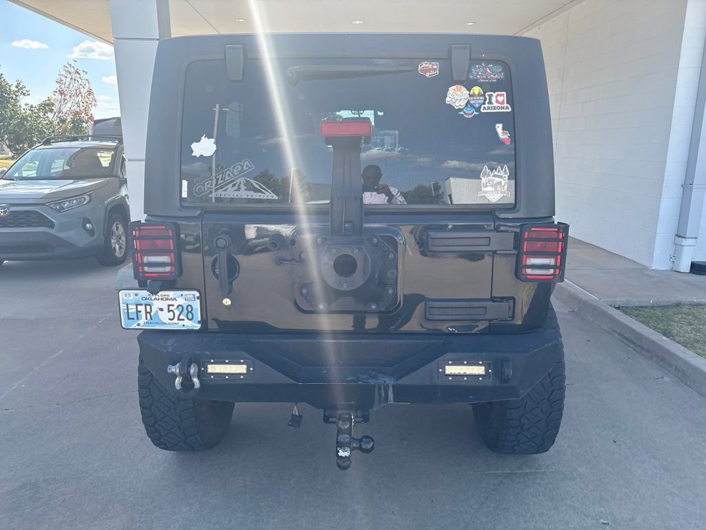 Used 2018 Jeep Wrangler Unlimited Sahara w/ Max Tow Package AWD/4WD image 7