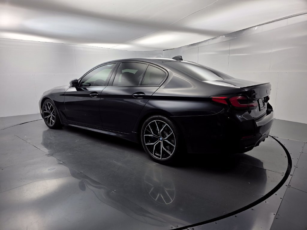 Used 2021 BMW M550i xDrive w/ Premium Package AWD/4WD image 4