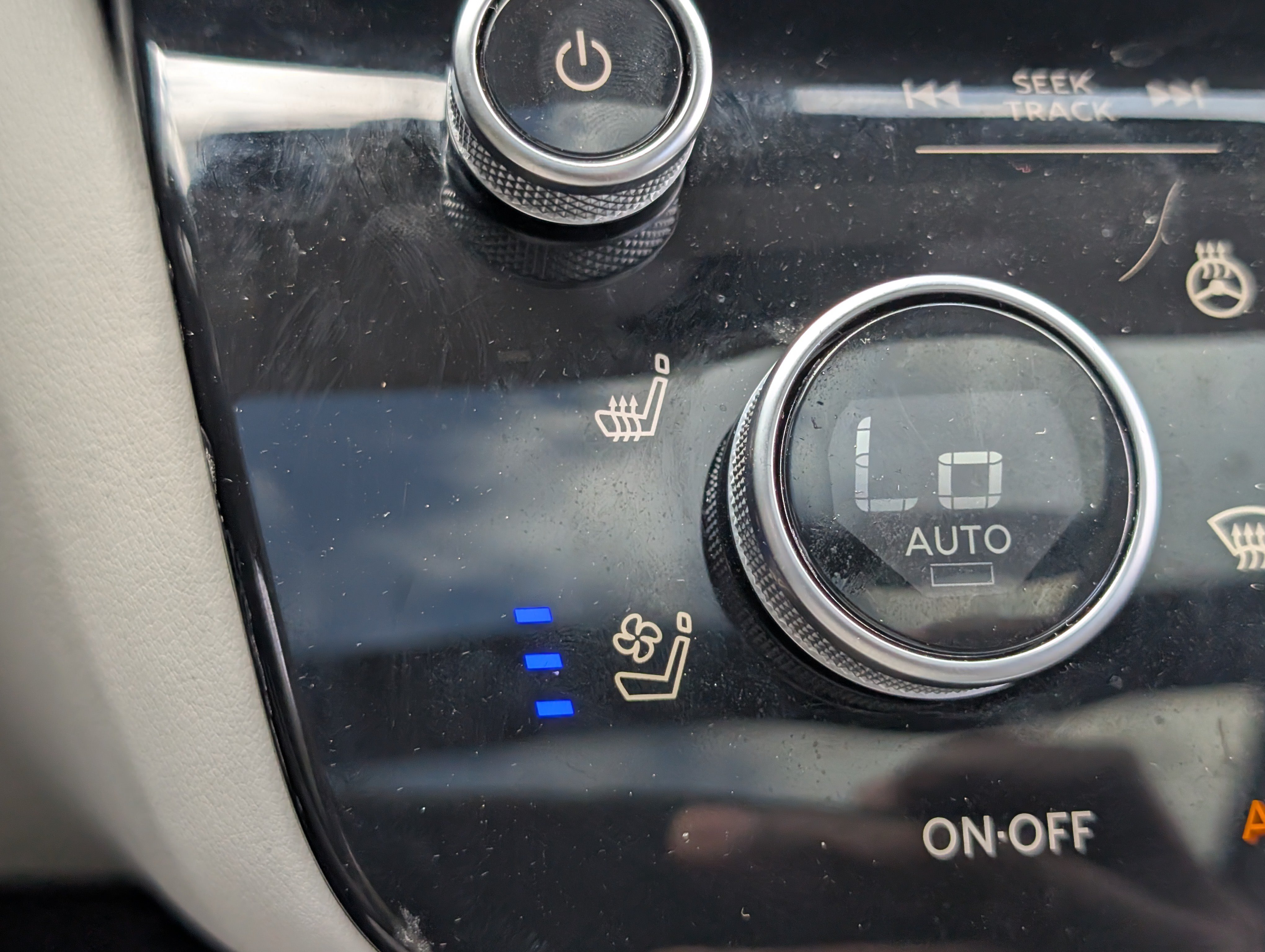Used 2026 INFINITI QX60 Luxe w/ Cargo Package FWD image 38
