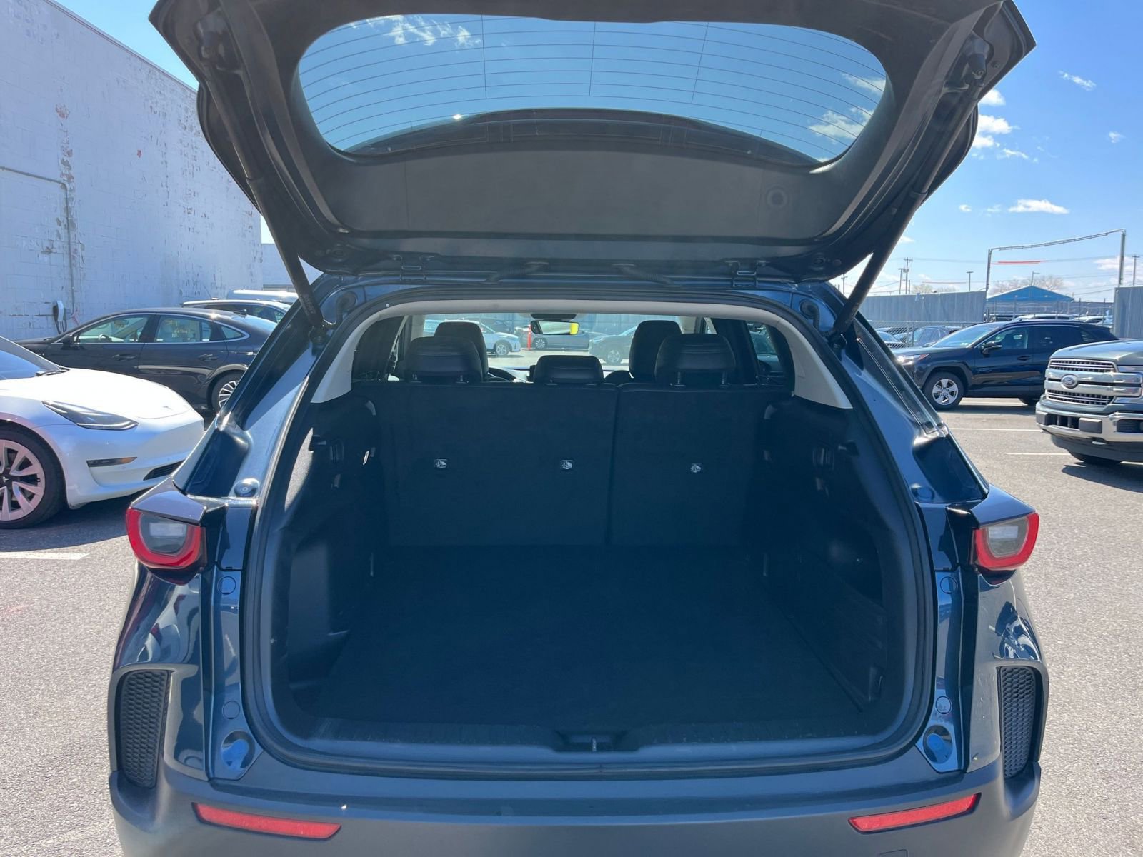 Used 2025 MAZDA CX-50 2.5 Hybrid w/ Premium Plus Pkg image 33