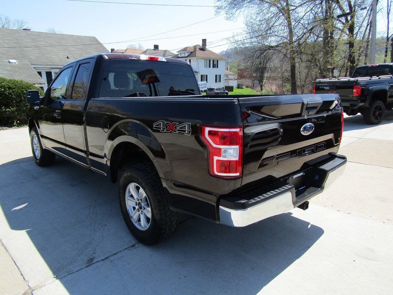Used 2018 Ford F150 XLT AWD/4WD image 4