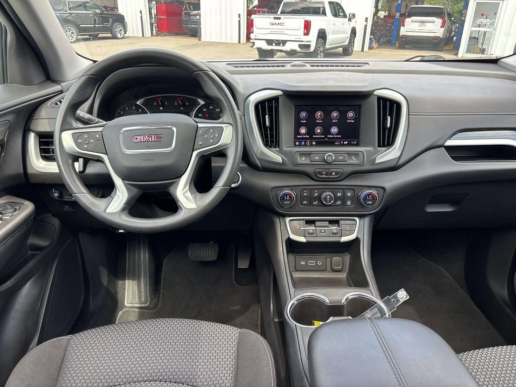 Used 2023 GMC Terrain SLE w/ Driver Convenience Package AWD/4WD image 10