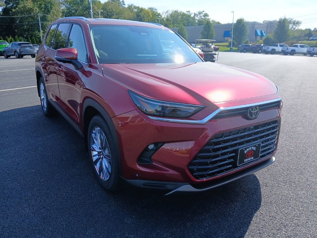 New 2025 Toyota Grand Highlander AWD image 1