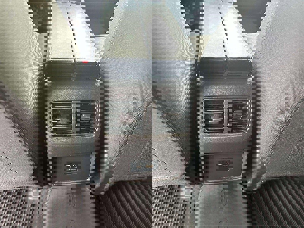 Certified 2023 Nissan Rogue SV image 12