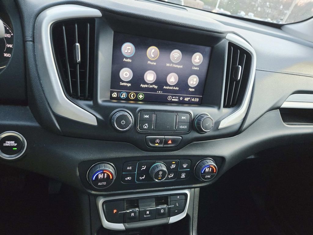 Used 2024 GMC Terrain SLT image 24