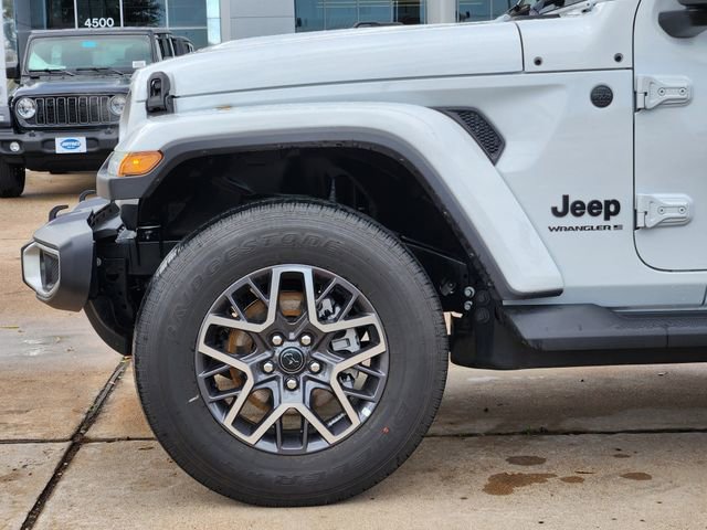 Certified 2026 Jeep Wrangler Sahara AWD/4WD image 9