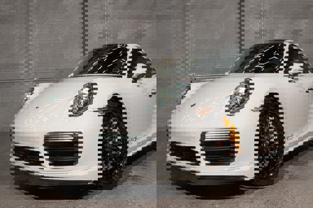 Used 2019 Porsche 911 Turbo S image 39