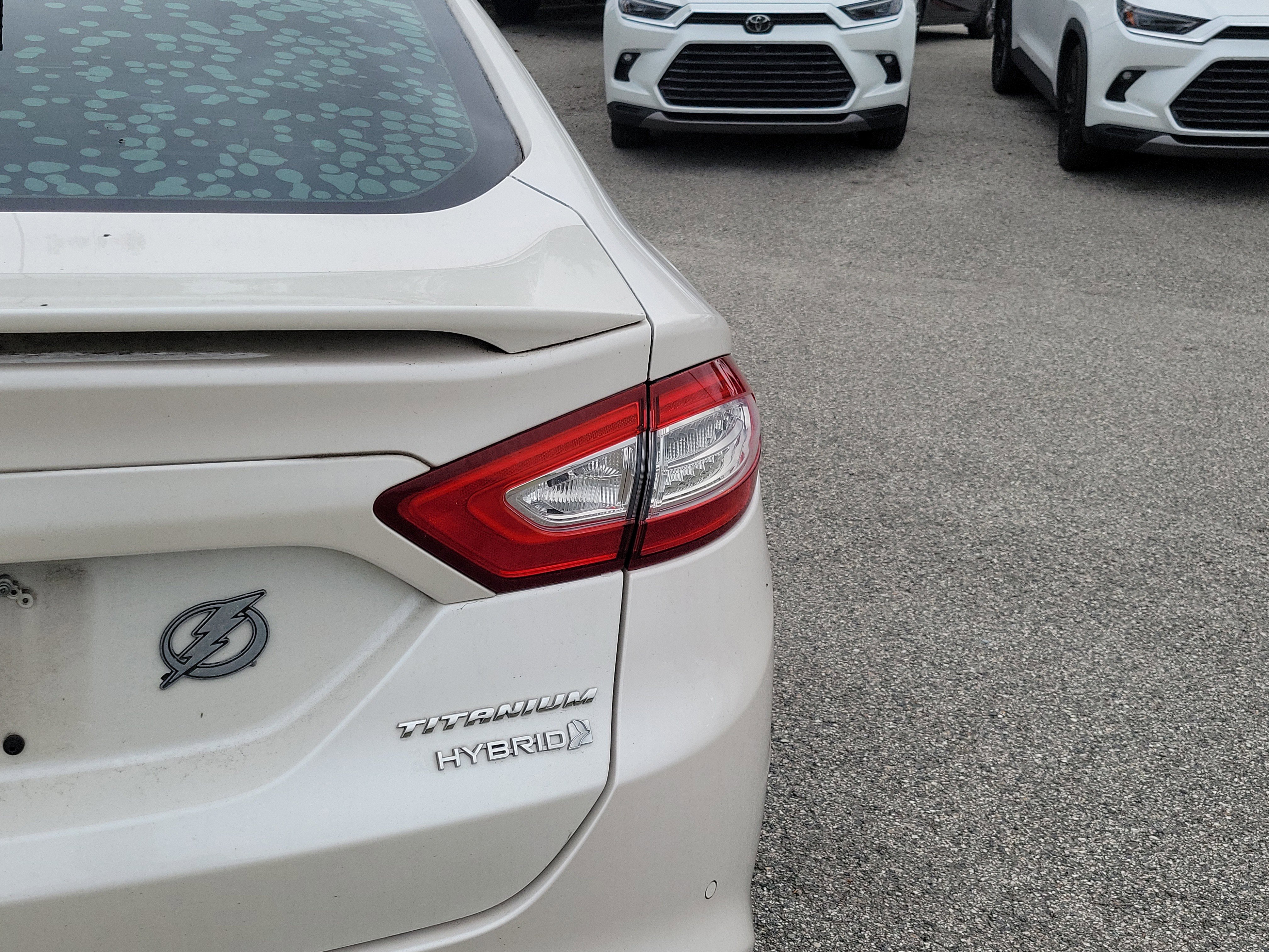 Used 2015 Ford Fusion Titanium FWD image 20