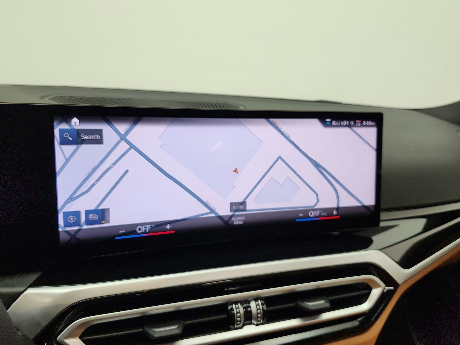 Used 2023 BMW 330i Sedan w/ Driving Assistance Package image 14