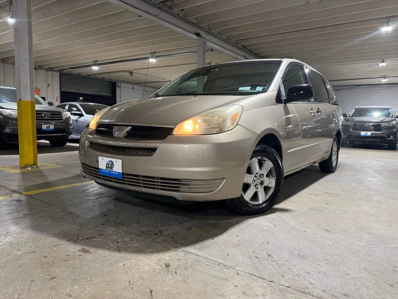 Used 2005 Toyota Sienna LE FWD image 1