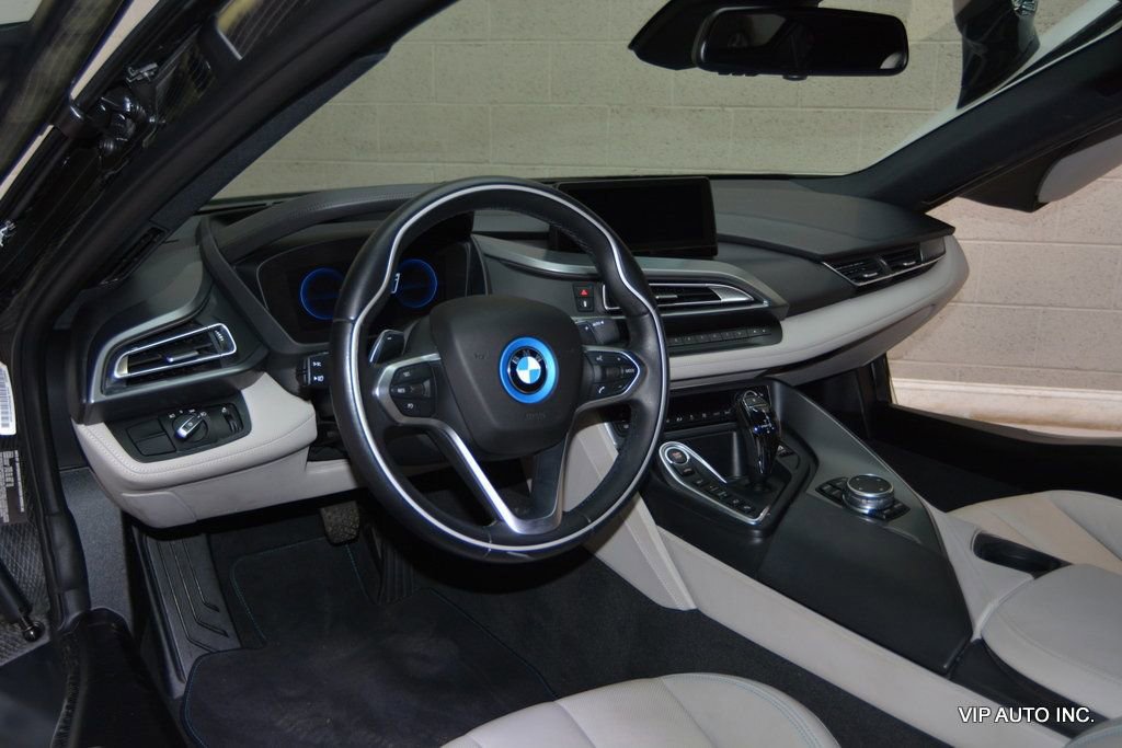 Used 2014 BMW i8 image 9