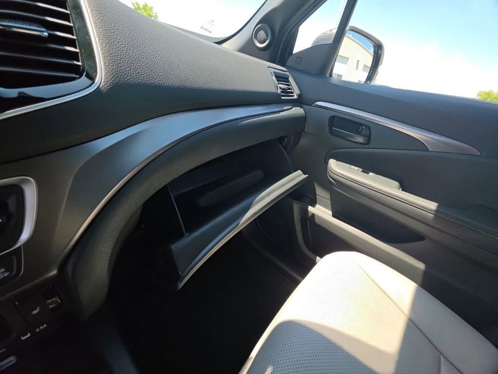 Used 2023 Honda Passport EX-L image 24