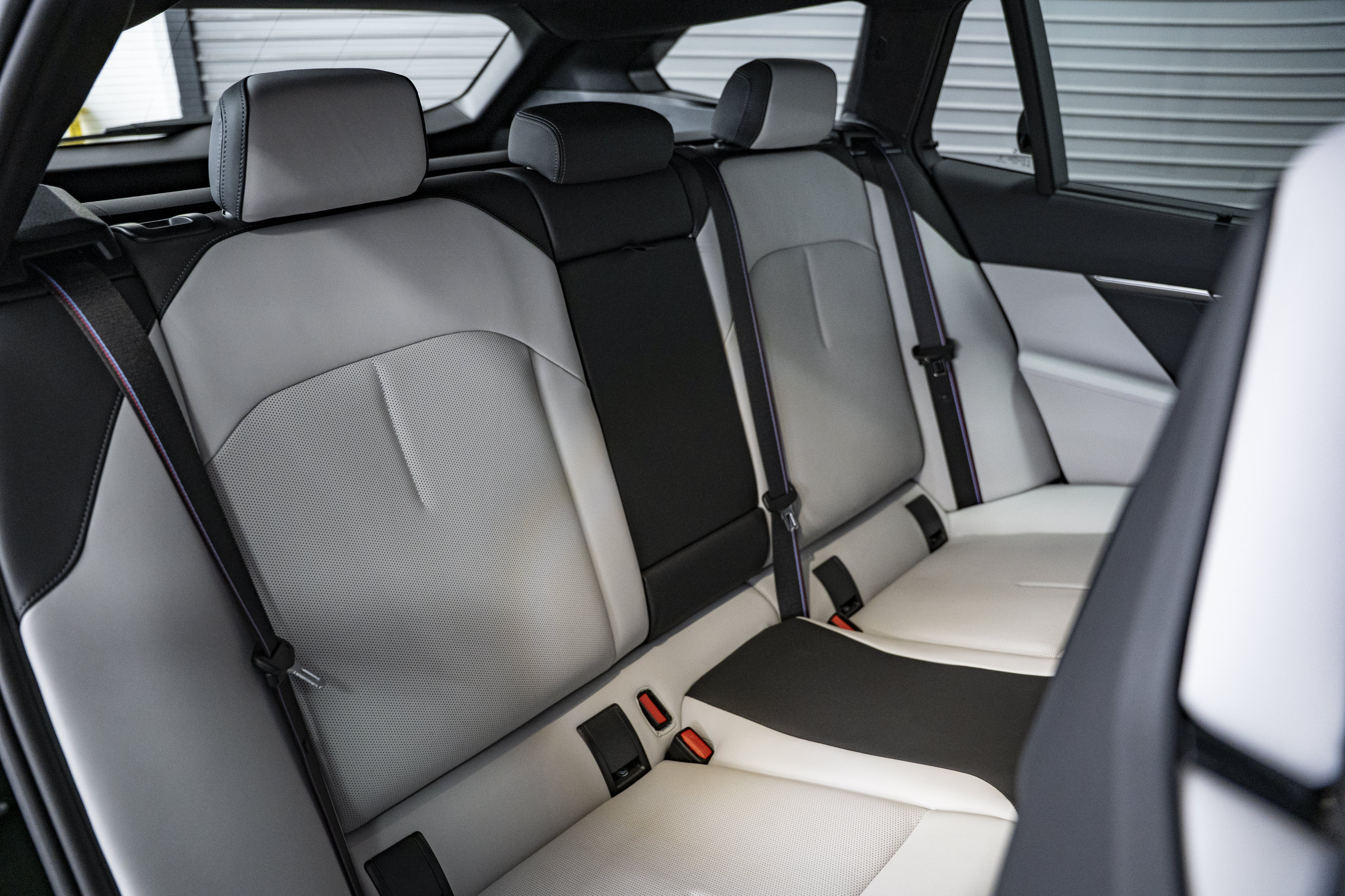 Used 2026 BMW M5 Touring w/ Executive Package AWD/4WD image 32