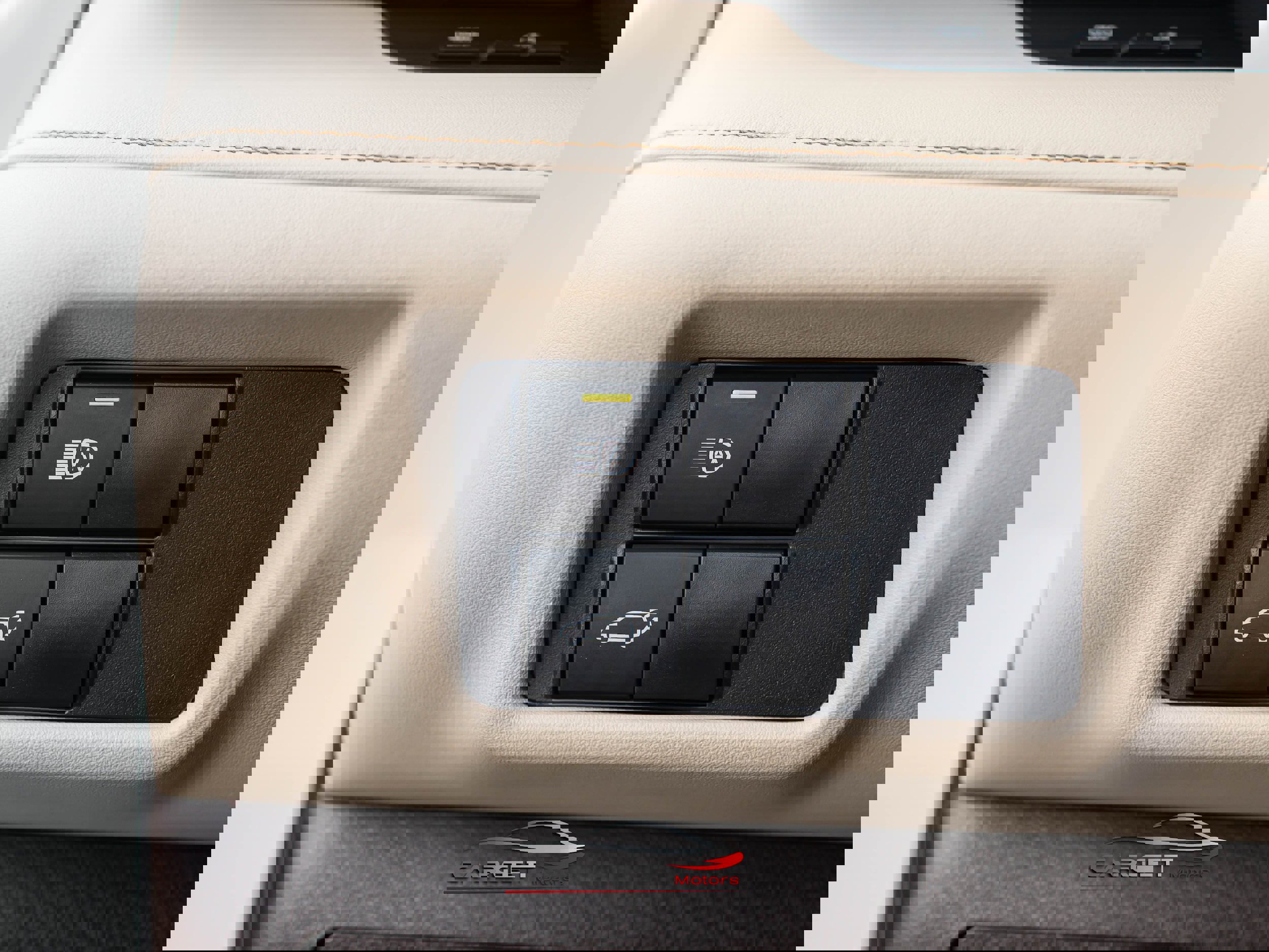 Used 2021 Toyota Highlander XLE image 39