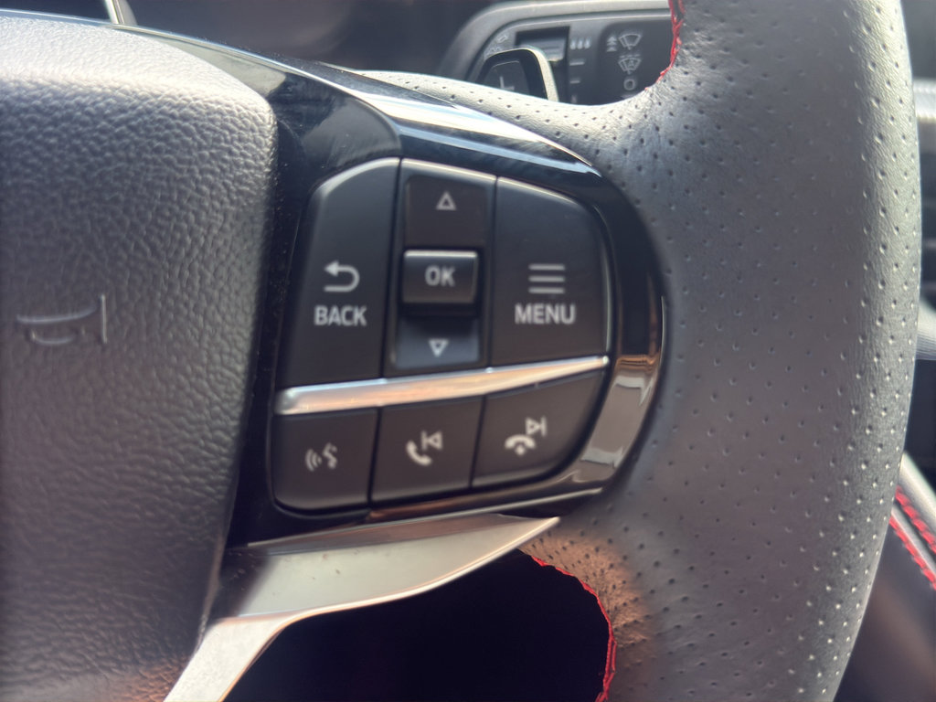 Used 2025 Ford Explorer ST AWD/4WD image 15