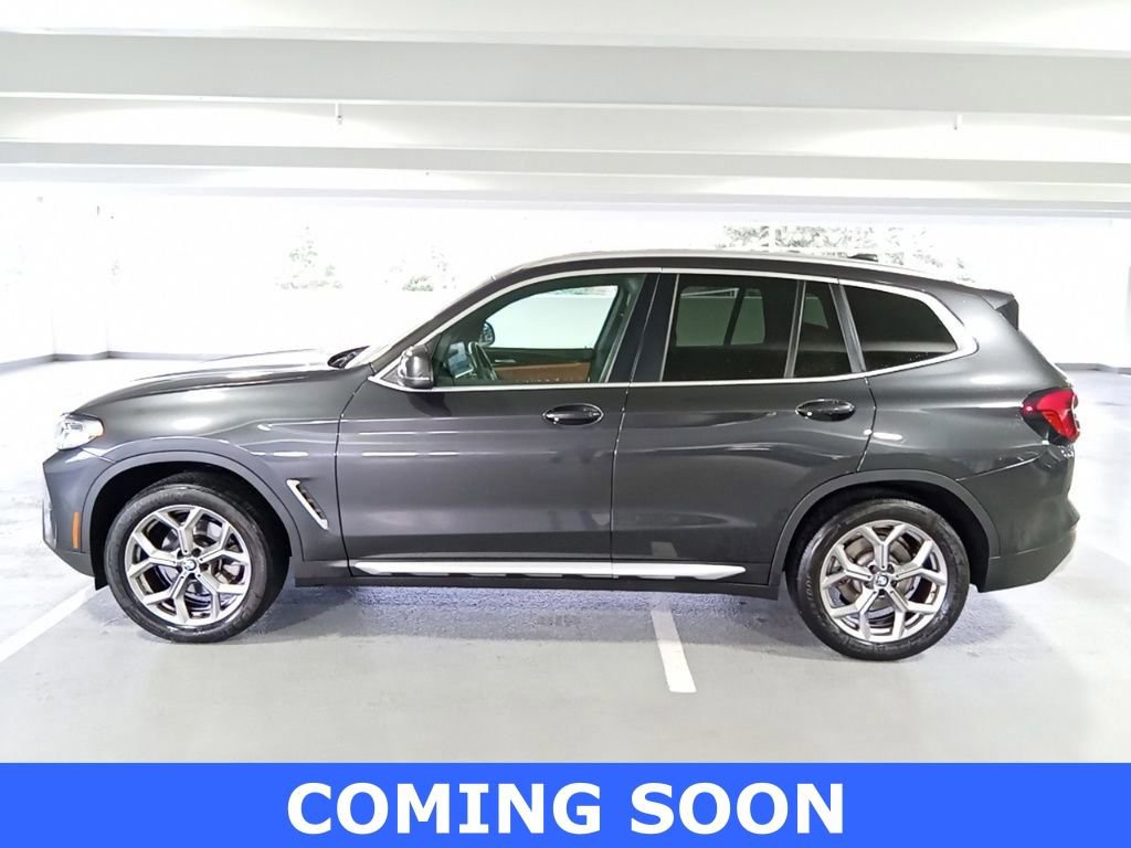 Used 2023 BMW X3 xDrive30i w/ Premium Package image 2