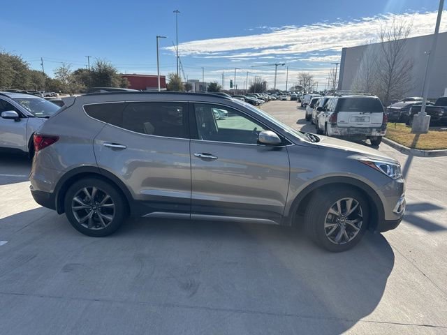 Used 2018 Hyundai Santa Fe Sport image 2