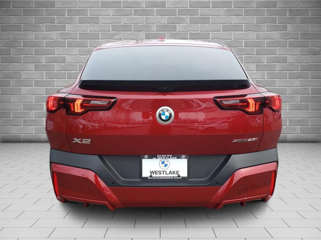 Certified 2025 BMW X2 xDrive28i AWD/4WD image 6