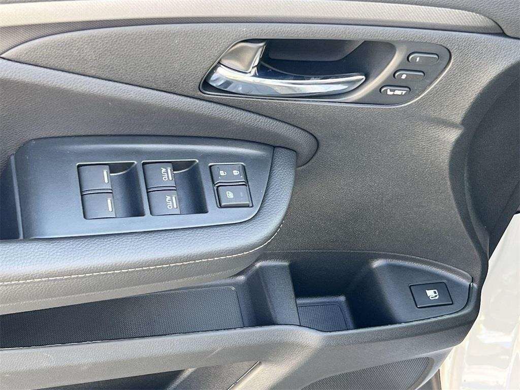New 2023 Honda Ridgeline RTL-E image 19