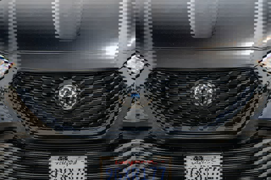 Used 2023 Toyota Highlander XSE image 5