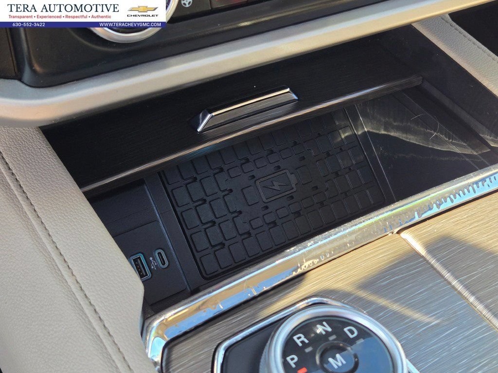Used 2024 Ford Expedition Limited AWD/4WD image 31