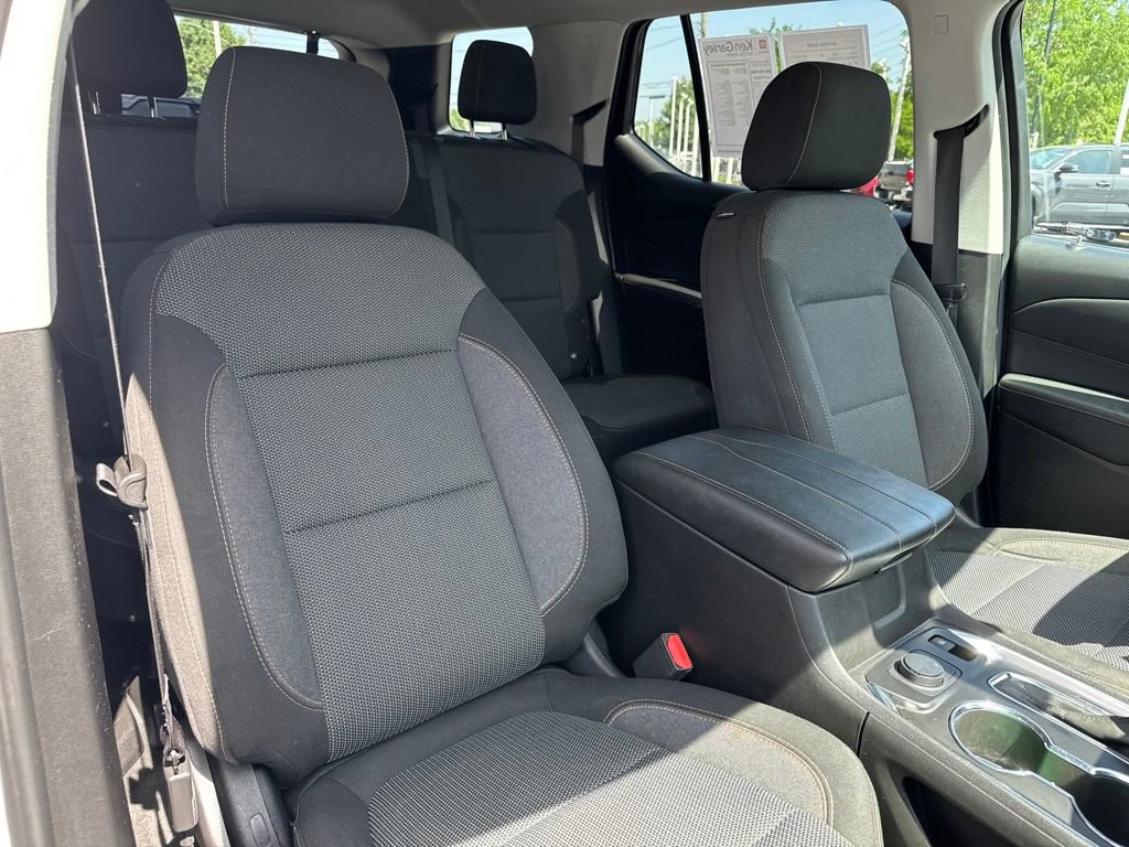 Used 2018 Chevrolet Traverse LS FWD image 32
