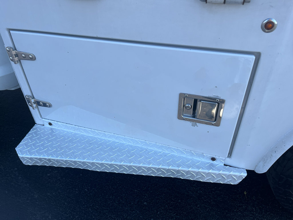 Used 2014 RAM 3500 Tradesman w/ Chrome Appearance Group AWD/4WD image 9