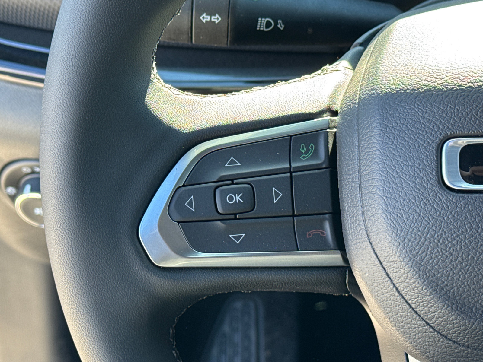 New 2025 Jeep Compass Latitude image 22