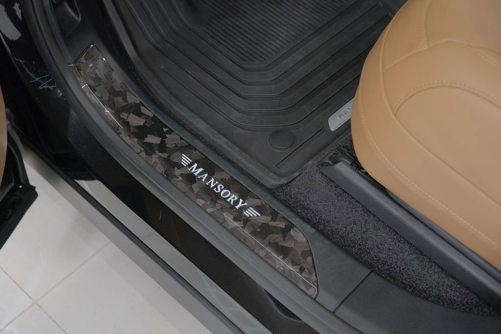 Used 2026 Land Rover Range Rover Long Wheelbase SE image 32