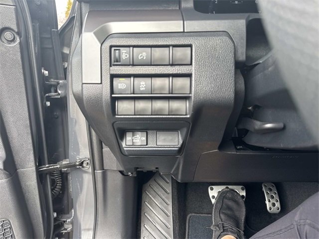 Used 2025 Toyota Tacoma TRD Sport image 29