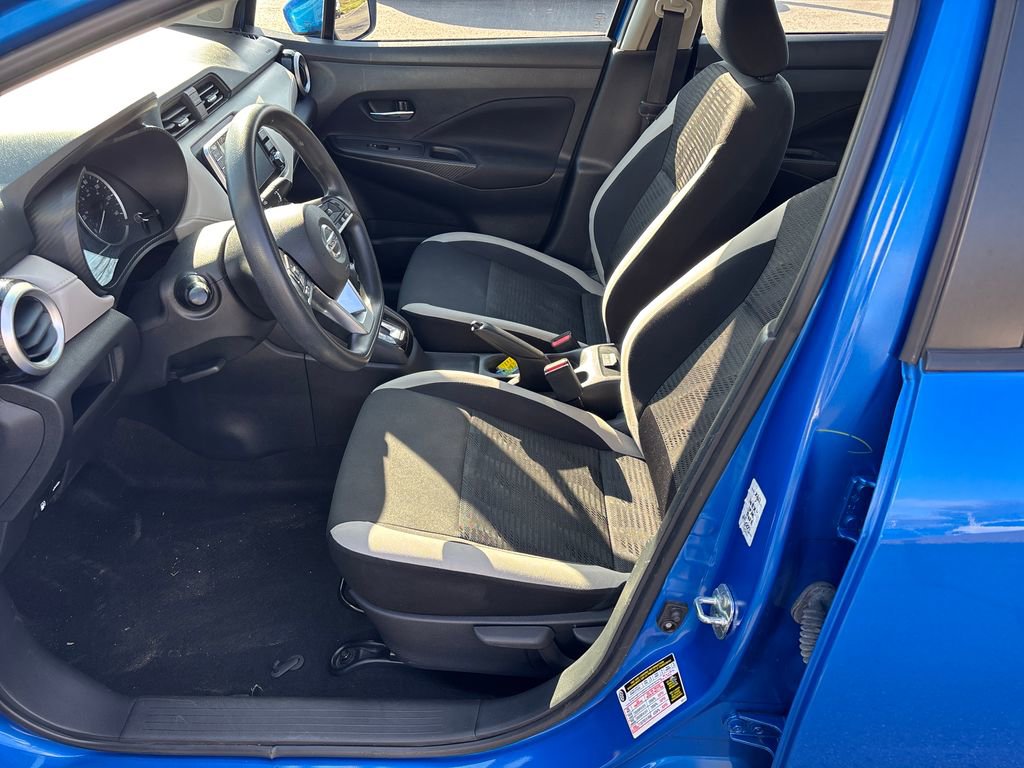 Used 2021 Nissan Versa SV image 9
